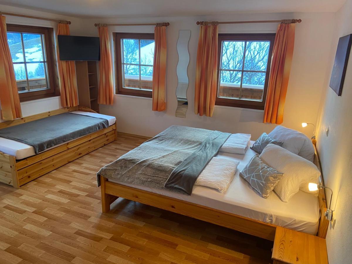 Reiterhof Familie Laubichler Bed and Breakfast Schladming Εξωτερικό φωτογραφία